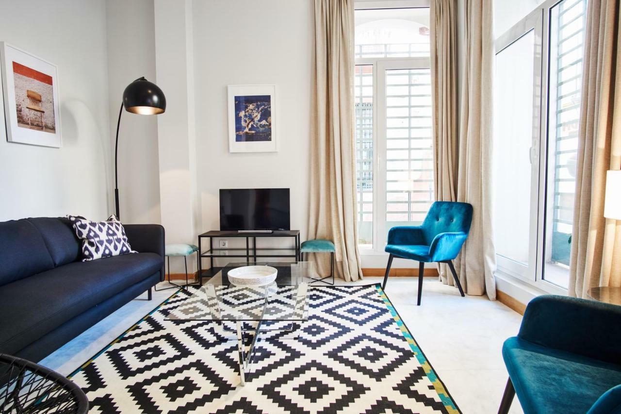 Arenal Carreteria Deluxe Suites By Valcambre Séville Extérieur photo