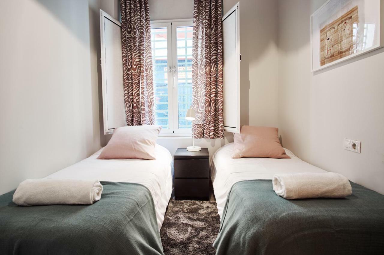 Arenal Carreteria Deluxe Suites By Valcambre Séville Extérieur photo